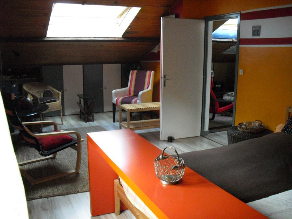 La Maison Imparfaite Fourbanne エクステリア 写真