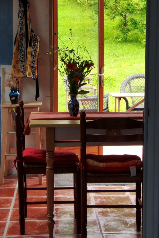 La Maison Imparfaite Fourbanne エクステリア 写真