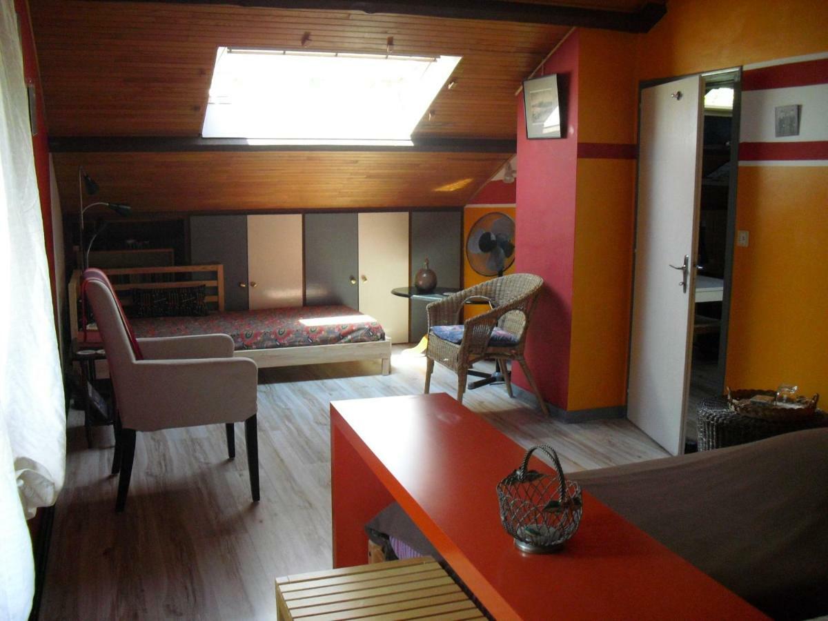La Maison Imparfaite Fourbanne エクステリア 写真